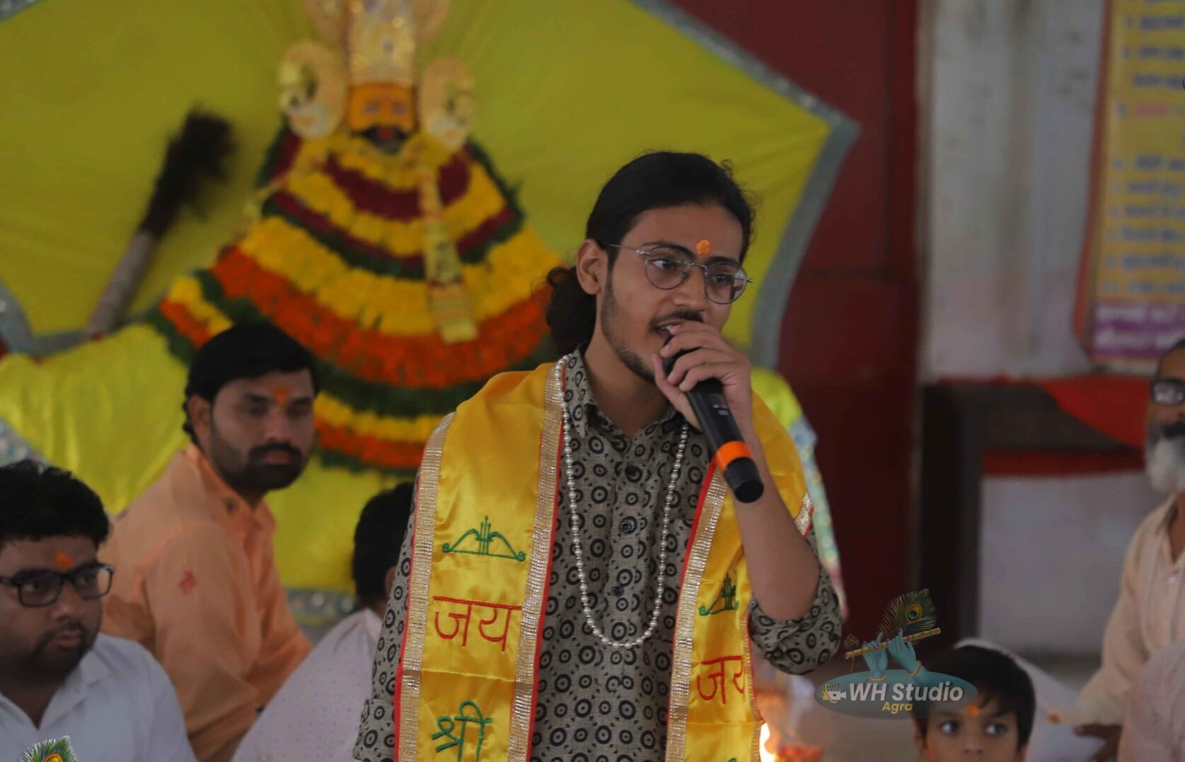 Singer Suryansh Gahlot - Best Bhajan Singer for Khatu Shyam Kirtan Mandali in Agra